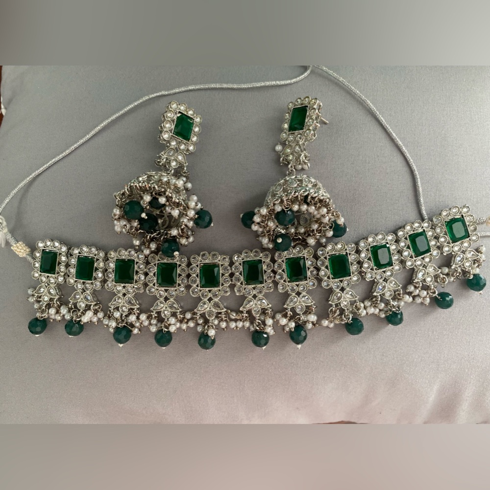 Jewelry/ necklace/ Indian/ Pakistani